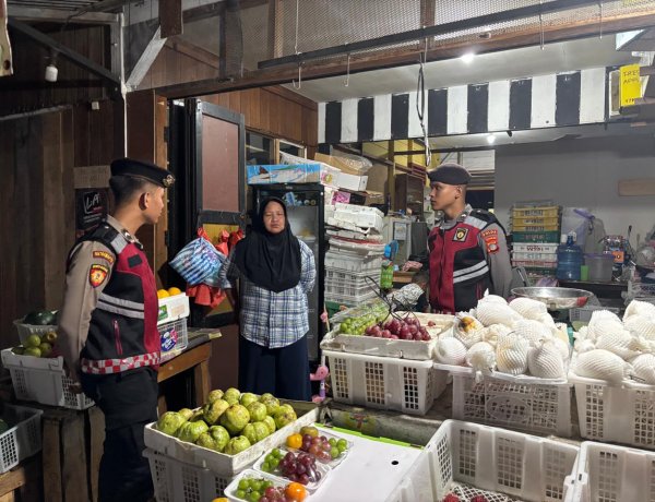 PATROLI SAMAPTA POLRES LINGGA PERKUAT HARKAMTIBMAS, WARGA DIIMBAU WASPADA KEJAHATAN