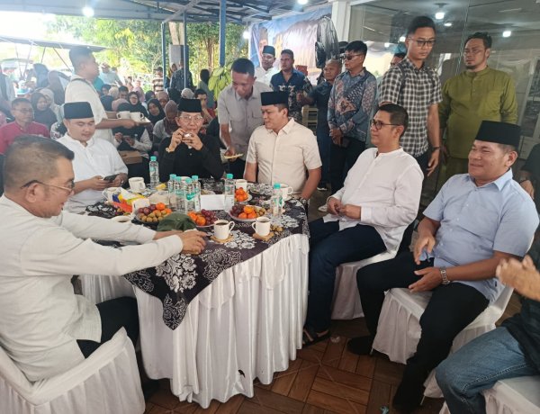 Kapolresta Barelang Hadiri Kegiatan Berbagi 1.000 Paket Beras Bersama Yatim Piatu dan Masyarakat Sekupang