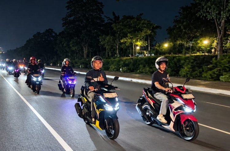 82 Bikers Honda Batam Ramaikan Vario Evo Night Ride, Gabungkan City Rolling dan Gathering Komunitas