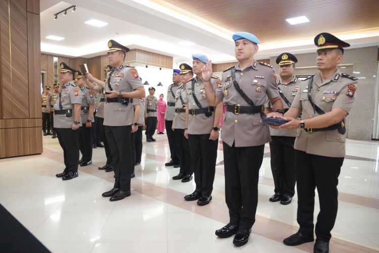 Kapolda Kepri Pimpin Sertijab Sejumlah PJU dan Dua Kapolres, Tekankan Profesionalisme