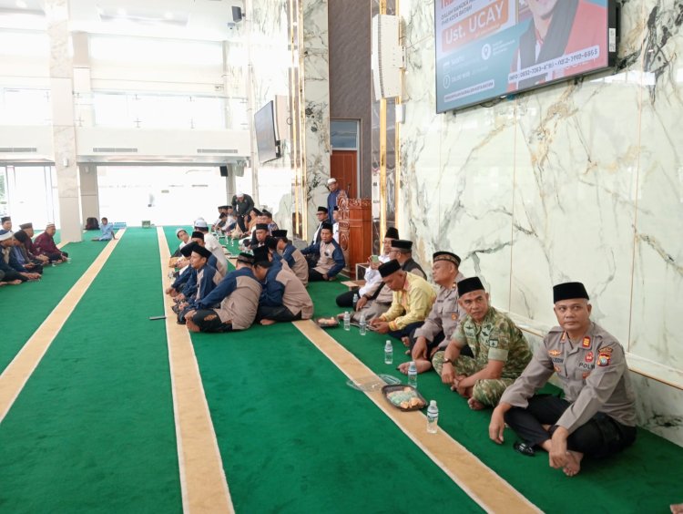 Satbinmas Polresta Barelang Hadiri Tabligh Akbar Milad PMB Kota Batam Ke-27 Bersama Ustad Anugerah Cahyadi Batubara