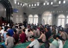 Perkuat Silaturahmi dengan Warga, Polres Lingga Gelar Sholat Jumat Keliling di Empat Masjid
