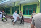 Polres Lingga Salurkan 150 Paket Makanan dalam Program Jumat Berkah di Masjid Al-Falah
