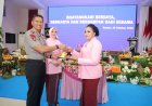 Kapolda Kepri  Menghadiri Syukuran HKGB Ke 74, Tekankan Peran Strategis Bhayangkari dalam Keluarga dan Kehidupan Bermasyarakat