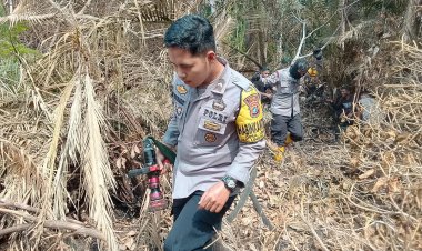 Pemadaman Hari Ke-30, Tim Gabungan Terus Kendalikan Karhutla di Desa Kudung