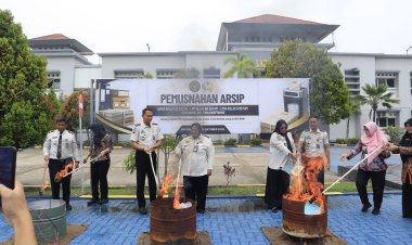 Lapas Batam Bersama Tiga UPT Pemasyarakatan Kepri Musnahkan Arsip Fisik, Perkuat Tertib Administrasi
