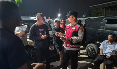 Respons Cepat Polisi 110, Polsek Sekupang Bantu Lansia Linglung di Perumahan Gesya Eternal