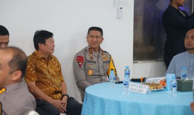 Kapolda Kepri Ngopi Bareng Warga Bengkong, Bahas Keamanan Sekolah hingga Keselamatan Lalu Lintas
