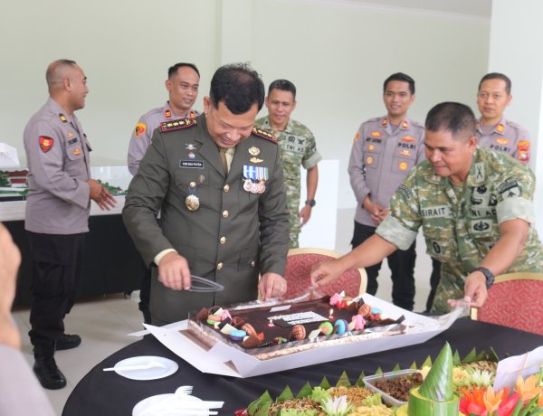 Semarak HUT TNI ke-81, Polresta Barelang Sampaikan Ucapan Selamat ke Kodaeral IV dan Kodim 0316/Batam