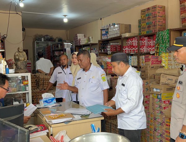 Sidak Tujuh Toko di Dabo Singkep, Petugas Temukan Barang Kedaluwarsa