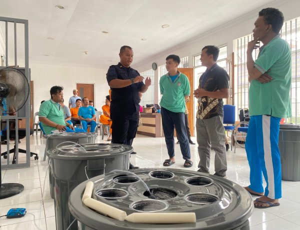 Rutan Batam dan BNNP Kepri Bekali Warga Binaan Keterampilan Budikdamber untuk Kemandirian