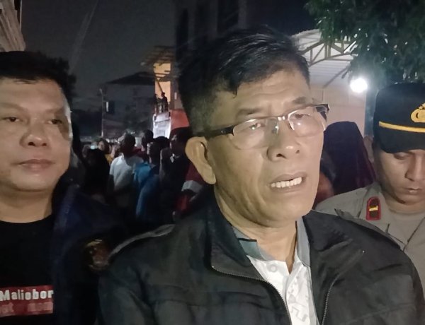 Respons Cepat Polsek Bengkong Evakuasi Jasad Pria Tergantung di Kamar Kos Bengkong Sadai