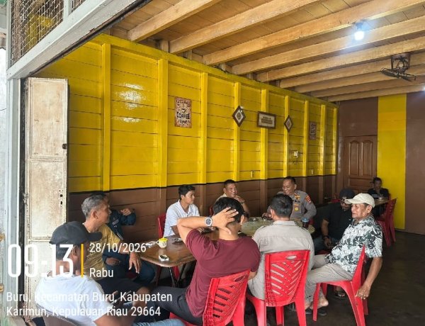 Polsek Buru Tampung Keluhan Warga Lewat Dialog Kamtibmas, Perkuat Sinergi Jaga Keamanan