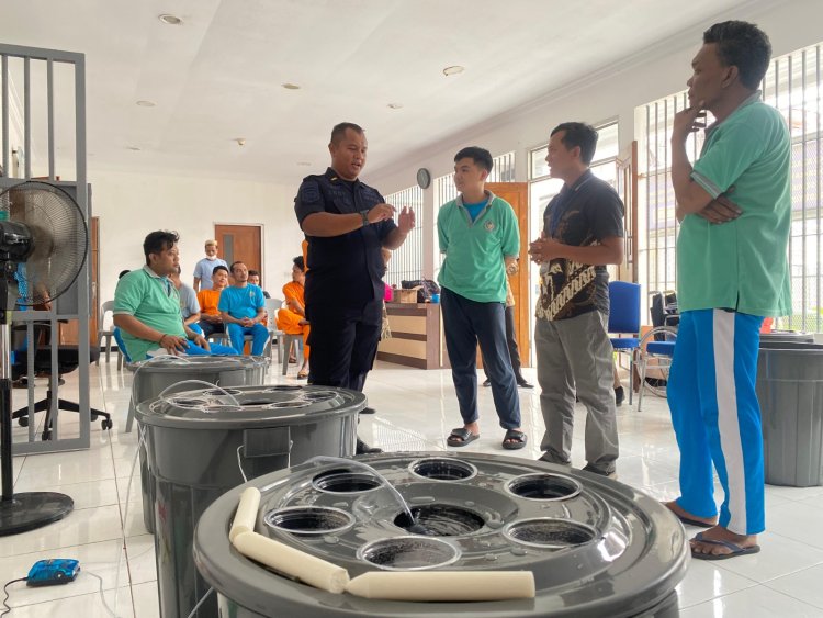 Rutan Batam dan BNNP Kepri Bekali Warga Binaan Keterampilan Budikdamber untuk Kemandirian