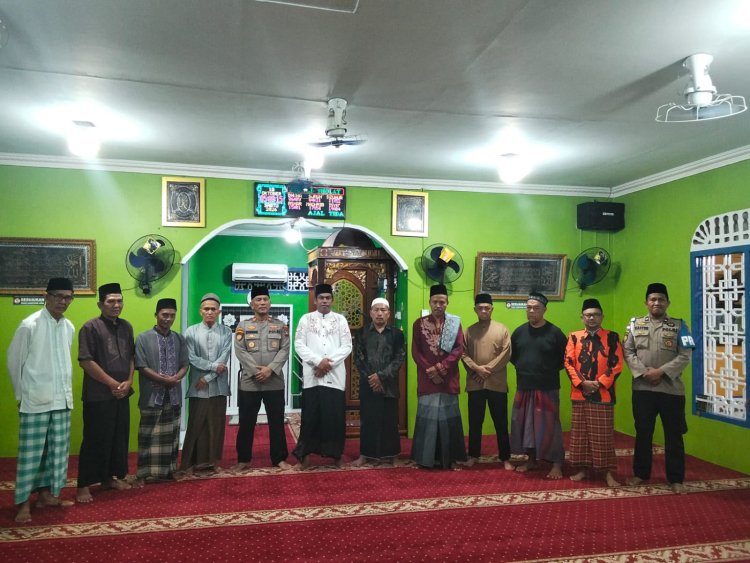 Polres Lingga Gelar Subuh Keliling di Lima Masjid, 221 Jemaah Ikut Beribadah