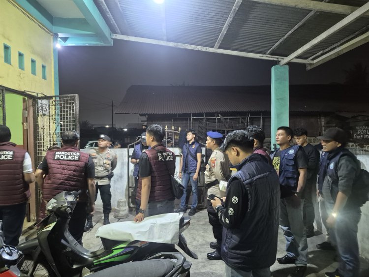Polres Karimun dan BNN Razia Kos-Kosan, Dua Orang Positif Urine Diperiksa