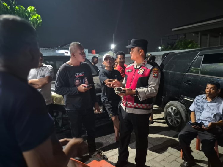Respons Cepat Polisi 110, Polsek Sekupang Bantu Lansia Linglung di Perumahan Gesya Eternal