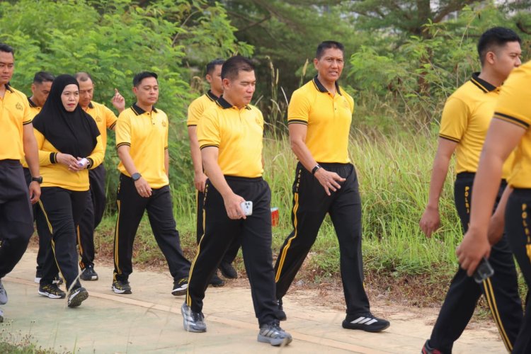 Kapolda Kepri Bersama Masyarakat Tanjung Bemban, Perkuat Kepedulian Lingkungan Lewat Green Policing