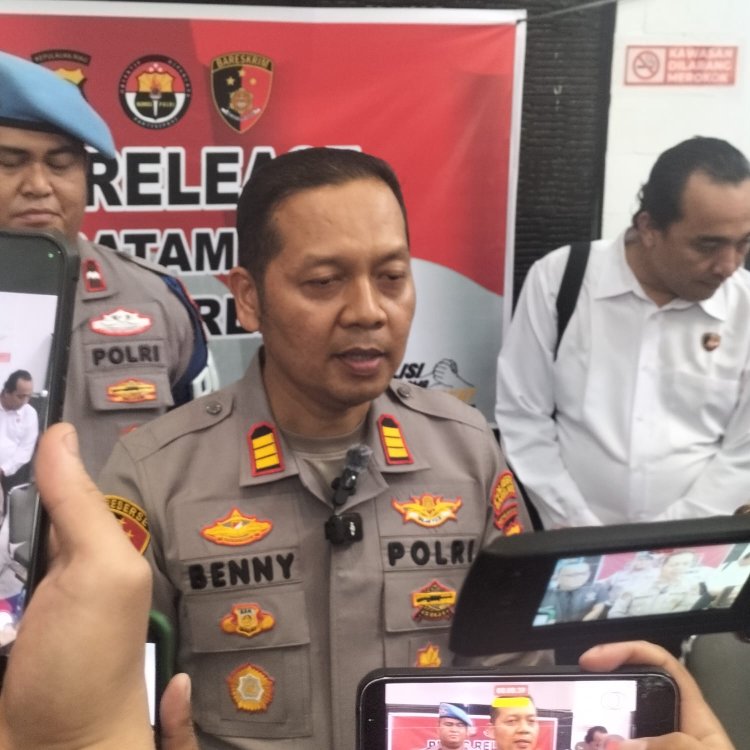 Pria di Batam Kota Tewas Ditikam 25 Kali, Polisi Amankan Tersangka Berinisial M
