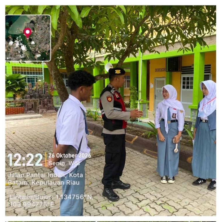 Polsek Lubuk Baja Tanamkan Disiplin dan Nilai Keagamaan kepada Pelajar SMAN 12 Batam