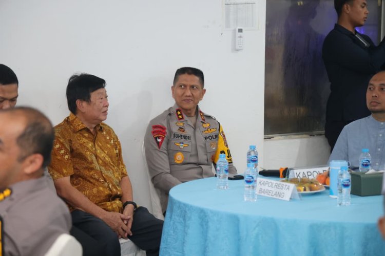 Kapolda Kepri Ngopi Bareng Warga Bengkong, Bahas Keamanan Sekolah hingga Keselamatan Lalu Lintas